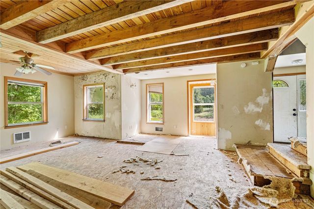 26211 348th Avenue SE, Ravensdale, WA 98051