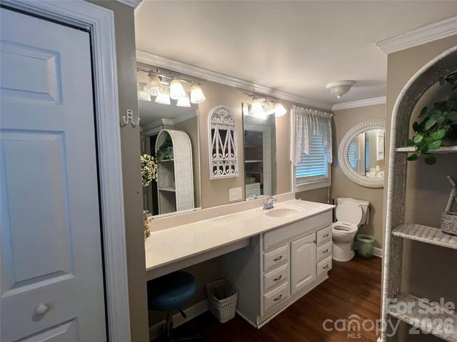 436 E Club Drive, Gastonia, NC 28054