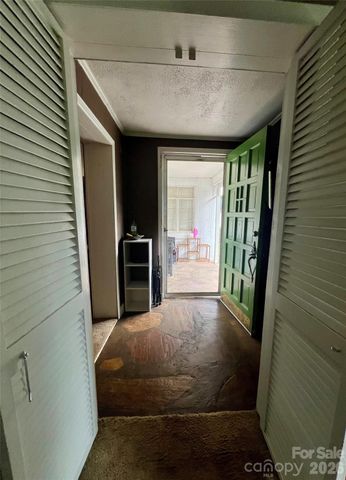 436 E Club Drive, Gastonia, NC 28054