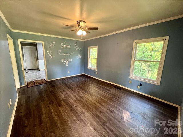 436 E Club Drive, Gastonia, NC 28054