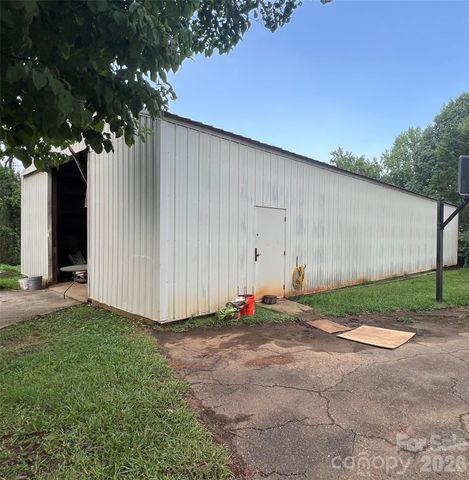 436 E Club Drive, Gastonia, NC 28054