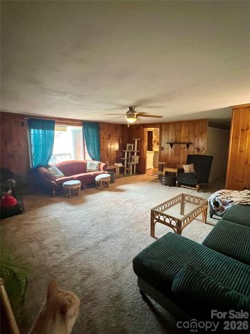 436 E Club Drive, Gastonia, NC 28054