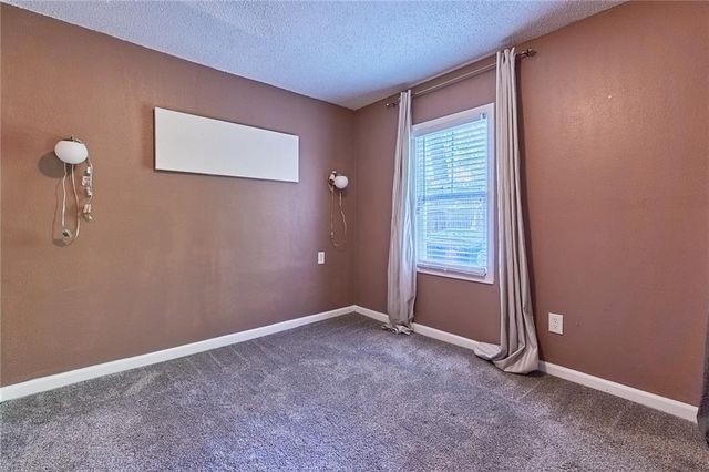9125 McGee Street, Kansas City, MO 64114