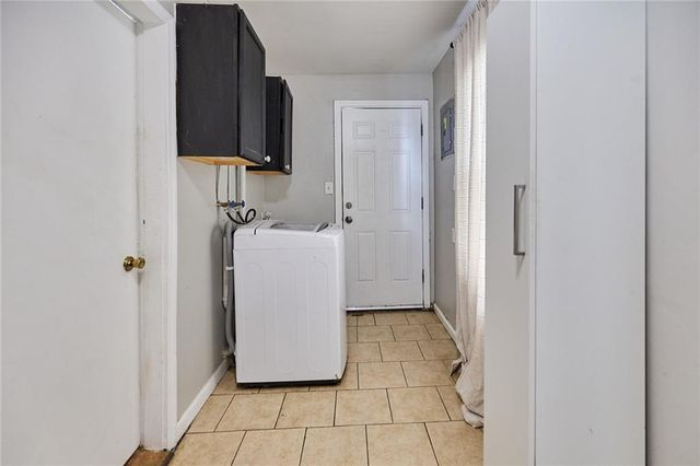 9125 McGee Street, Kansas City, MO 64114