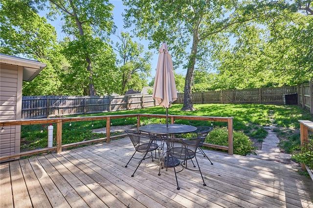 9125 McGee Street, Kansas City, MO 64114