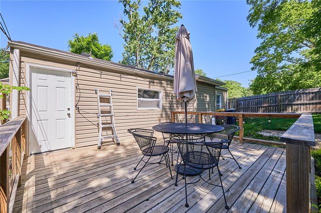 9125 McGee Street, Kansas City, MO 64114