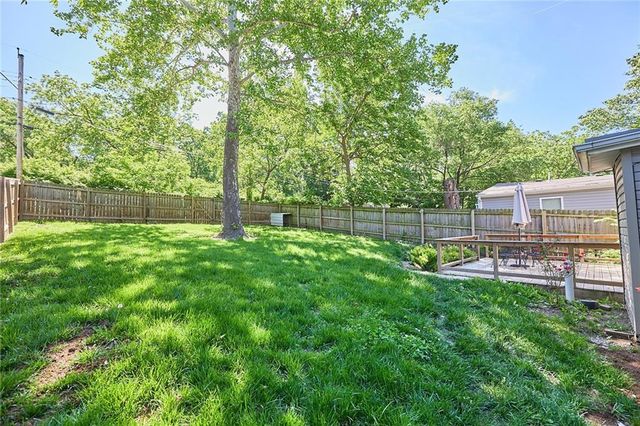 9125 McGee Street, Kansas City, MO 64114