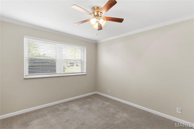 5 Delcrest Court 101, University City, MO 63124