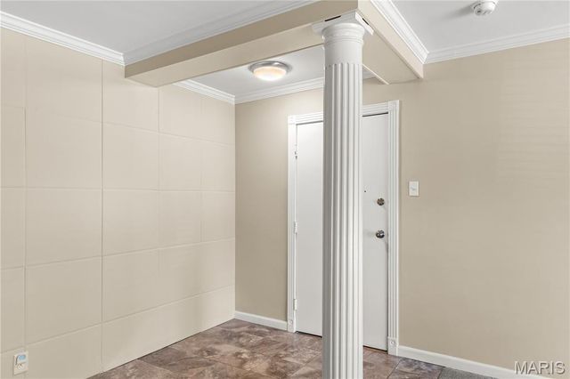 5 Delcrest Court 101, University City, MO 63124