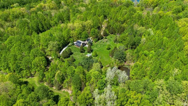 7899 N Briarhopper Road, Monrovia, IN 46157