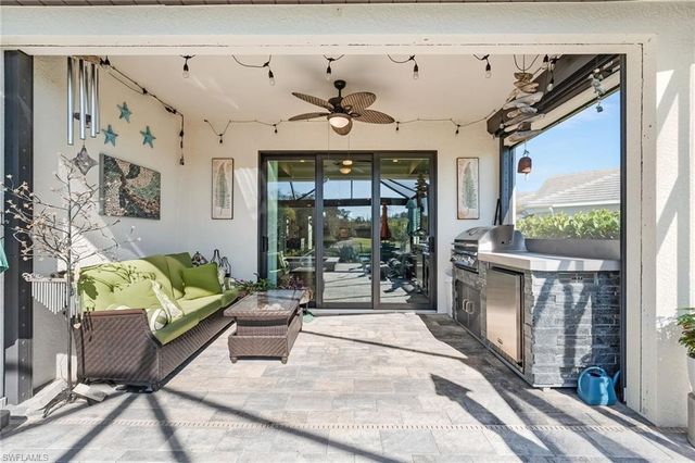 2995 Amblewind DR, Fort Myers, FL 33905