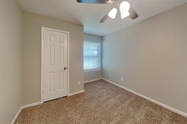 17014 Enchanted Circle W, Sugar Land, TX 77498