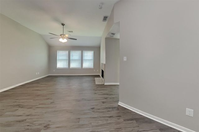 17014 Enchanted Circle W, Sugar Land, TX 77498