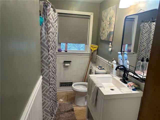 496 Beverage Hill Avenue, Pawtucket, RI 02861