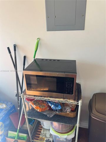 20107 NW 27th Cir, Miami Gardens, FL 33056