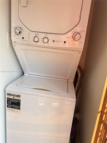 20107 NW 27th Cir, Miami Gardens, FL 33056