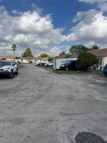 20107 NW 27th Cir, Miami Gardens, FL 33056