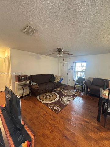 20107 NW 27th Cir, Miami Gardens, FL 33056