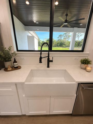 10603 Lighterwood Lane, Fort Pierce, FL 34945