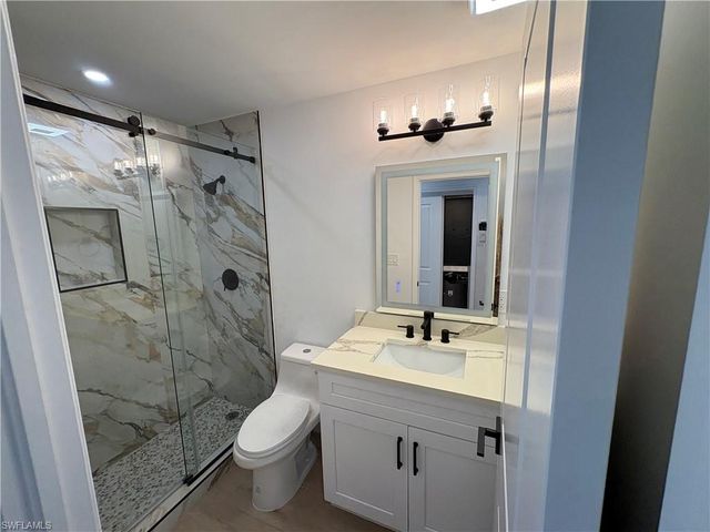 2100 Gulf Shore BLVD N 120, Naples, FL 34102