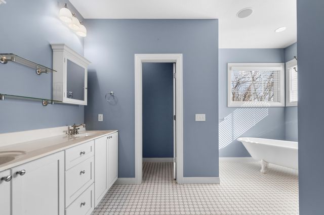 2501 ST REGIS CT, Columbia, MO 65203