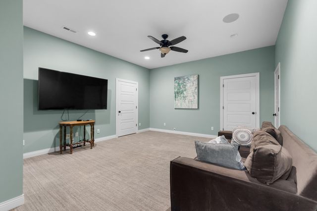 2501 ST REGIS CT, Columbia, MO 65203