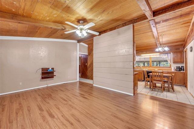 320 Pope BND S, Cedar Creek, TX 78612