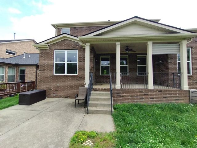 955 Ryecroft Ln, Franklin, TN 37064