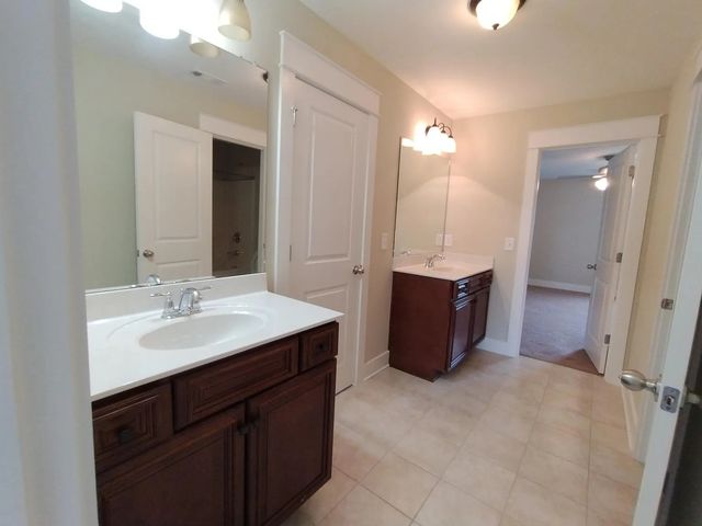 955 Ryecroft Ln, Franklin, TN 37064