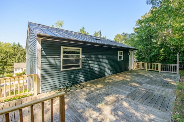 8 Antrim Street, Nashua, NH 03063