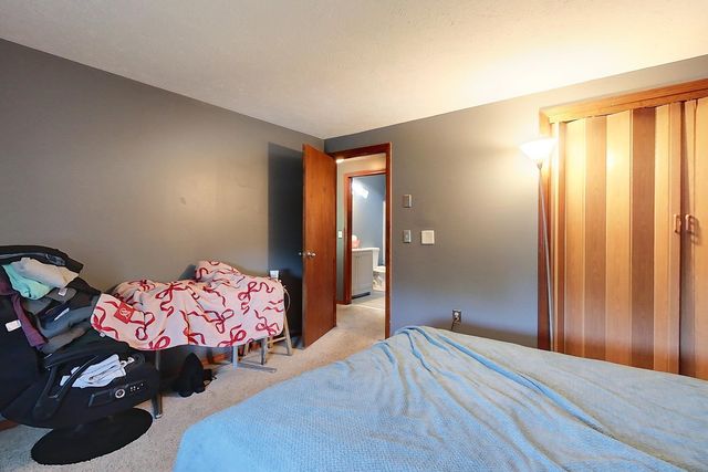 8 Antrim Street, Nashua, NH 03063