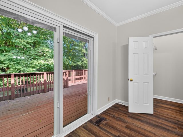 1215 Carriage Park Dr, Franklin, TN 37064