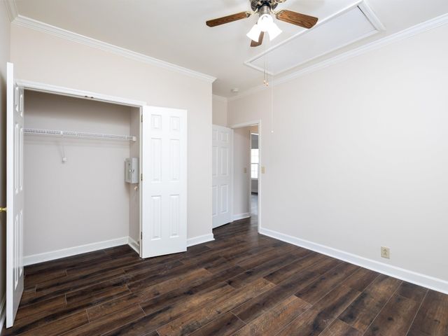 1215 Carriage Park Dr, Franklin, TN 37064