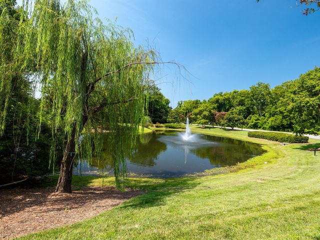 1215 Carriage Park Dr, Franklin, TN 37064