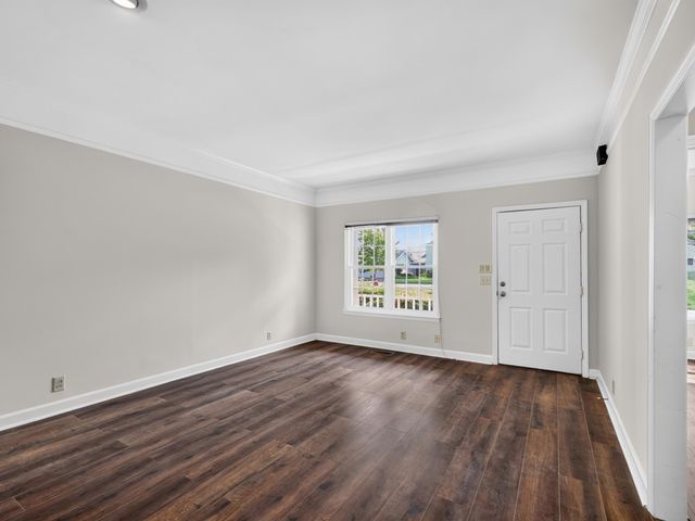1215 Carriage Park Dr, Franklin, TN 37064