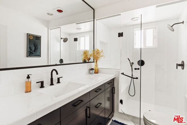 2431 3rd Street 7, Santa Monica, CA 90405