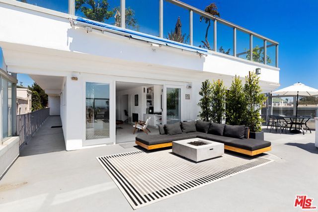 2431 3rd Street 7, Santa Monica, CA 90405