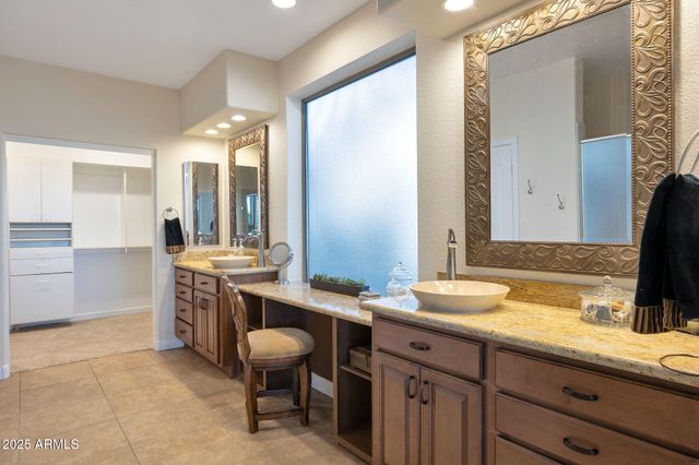 16090 W PICCADILLY Road, Goodyear, AZ 85395