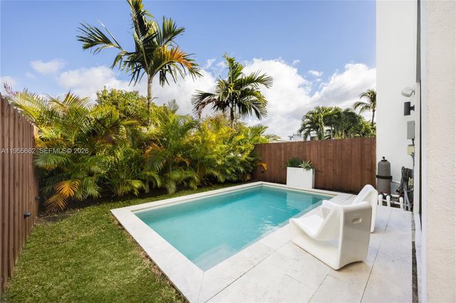 3067 SW 21st Ter 3067, Miami, FL 33145