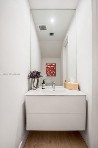 3067 SW 21st Ter 3067, Miami, FL 33145