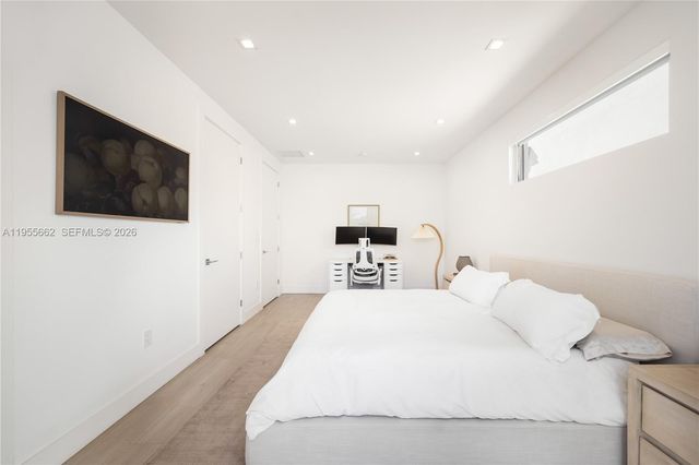 3067 SW 21st Ter 3067, Miami, FL 33145