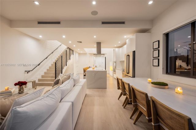 3067 SW 21st Ter 3067, Miami, FL 33145