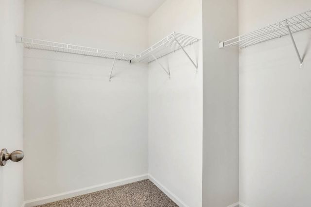 2664 Arrowhead Drive, Pingree Grove, IL 60140