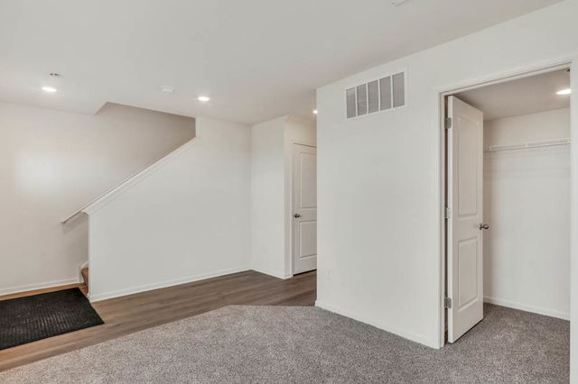 2664 Arrowhead Drive, Pingree Grove, IL 60140