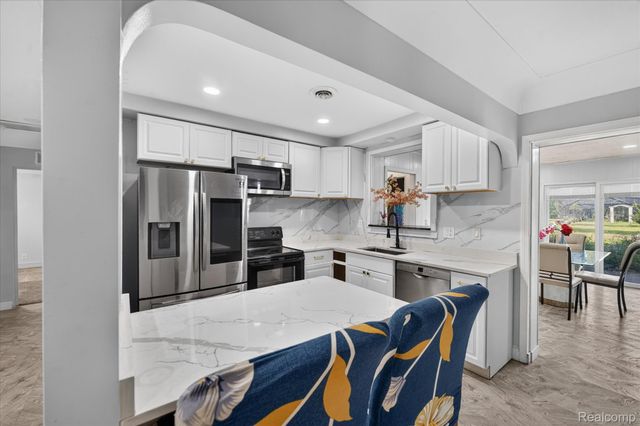 24625 Brest, Taylor, MI 48180