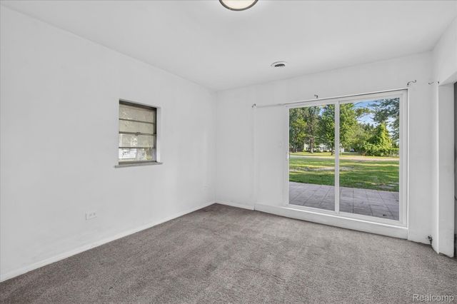 24625 Brest, Taylor, MI 48180