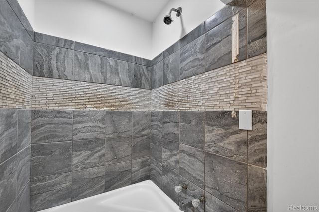 24625 Brest, Taylor, MI 48180