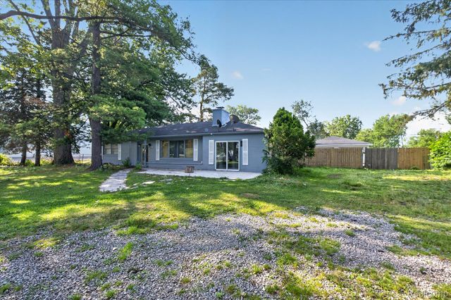 24625 Brest, Taylor, MI 48180
