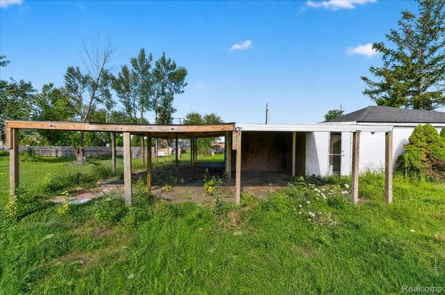 24625 Brest, Taylor, MI 48180