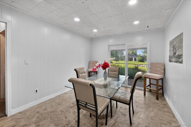 24625 Brest, Taylor, MI 48180